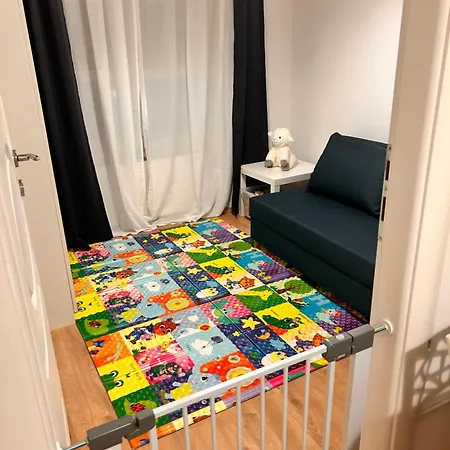 All In One Apartment - Self Check In, Free Parking Osijek Exterior photo